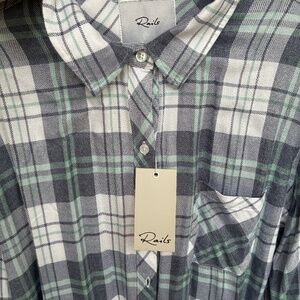 NWT! Rails women’s button up size M